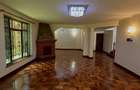 5 Bed Townhouse with En Suite in Lavington - 3