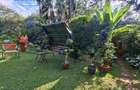 1 Bed House with En Suite at Rosslyn - 11