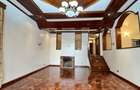 4 Bed House at Near Giraffe Centre - 5