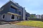 5 Bed House at Safari Park - 13
