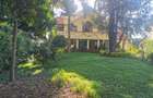 4 Bed House with En Suite at Mountain View - 20