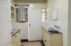 1 Bed Apartment with En Suite at Upper Hill - 6