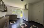 5 Bed House with En Suite in Nyari - 3