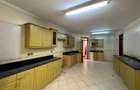 4 Bed Townhouse with En Suite in Kitisuru - 3