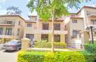 5 Bed Townhouse with En Suite at Lavington Green - 1