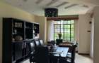5 Bed Townhouse with En Suite in Spring Valley - 3