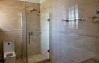 5 Bed House with En Suite in Runda - 12