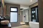 4 Bed Townhouse with En Suite in Lavington - 7