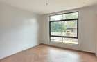 5 Bed Townhouse with En Suite at Lavington Green - 17