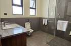 Serviced 2 Bed Apartment with En Suite in Spring Valley - 15