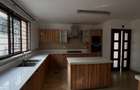 5 Bed Townhouse with En Suite in Kileleshwa - 3