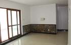 4 Bed Villa with En Suite in Westlands Area - 18