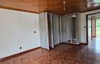 5 Bed Townhouse with En Suite at Lavington Road - 9