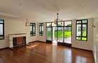 7 Bed House with En Suite in Runda - 11