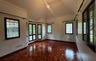 5 Bed Townhouse with En Suite in Rosslyn - 4