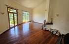 5 Bed House with En Suite in Runda - 10