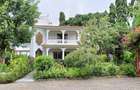 4 Bed Villa with En Suite at Links Road - 3