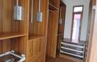 5 Bed Townhouse with En Suite at Lavington Green - 14