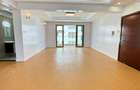 4 Bed Apartment with En Suite at Hatheru Road - 1