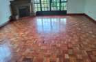 5 Bed Townhouse with En Suite at Lavington - 5