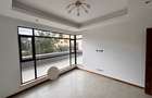 Serviced 3 Bed Apartment with En Suite in Riverside - 9
