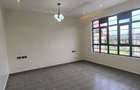4 Bed House with En Suite at Membley - 10