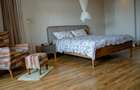 4 Bed Apartment with En Suite at Riverside Drive - 13