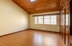 5 Bed Townhouse with En Suite at Ring Road - 17