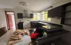 5 Bed Townhouse with En Suite in Lavington - 3