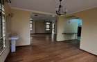 5 Bed Townhouse with En Suite in Lavington - 6