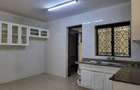 5 Bed Townhouse with En Suite in Nyari - 5