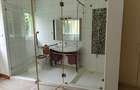 4 Bed Townhouse with En Suite at Riverside - 12