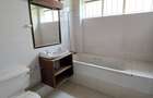 4 Bed Townhouse with En Suite in Spring Valley - 17