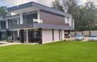 5 Bed Townhouse with En Suite in Nyari - 15