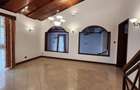 4 Bed House with En Suite in Karen Hardy - 4