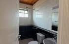 4 Bed Apartment with Parking at Off - Dennis Pritt Road - 15