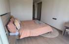 3 Bed Apartment with En Suite in Riverside - 16