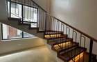 5 Bed Villa with En Suite in Westlands Area - 15
