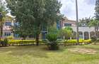 5 Bed House with En Suite at Benin Dr - 2