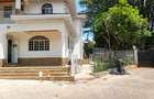 4 Bed Townhouse with En Suite at Lavington - 12