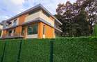 5 Bed Townhouse with En Suite at Garden Villa - 5