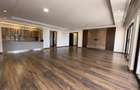 3 Bed Apartment with En Suite in Brookside - 1