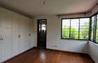 5 Bed Townhouse with En Suite at Convent Drive - 9