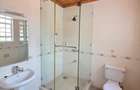 5 Bed House with En Suite at Old Runda. - 17