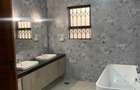 5 Bed House with En Suite in Thigiri - 12