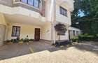 4 Bed Townhouse with En Suite at Gravelia Groove - 1