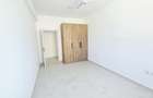 2 Bed Apartment with En Suite at Off Links Road - 8