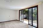 3 Bed House with En Suite at Rosslyn - 10