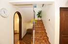 5 Bed House with Backup Generator in Rhapta Road - 11