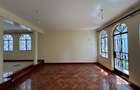 4 Bed Townhouse with En Suite in Riverside - 2